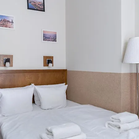 Daniel Griffin By Artery Apart-hotel Cracóvia