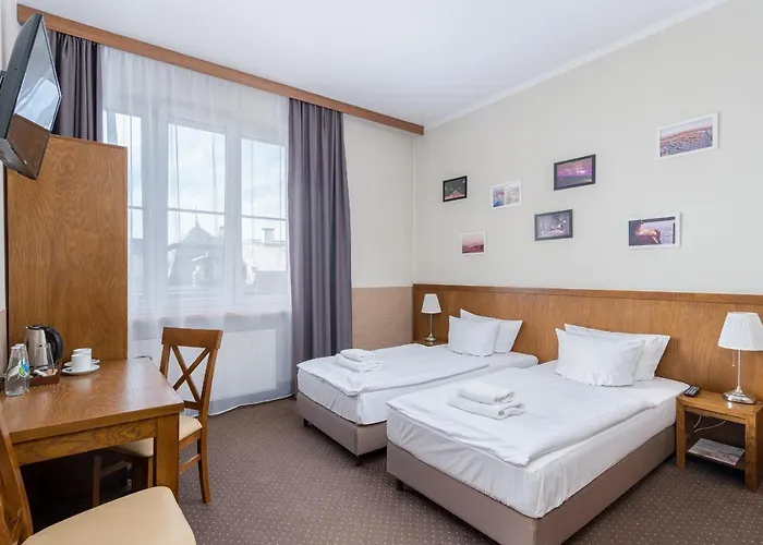 Daniel Griffin By Artery 4*