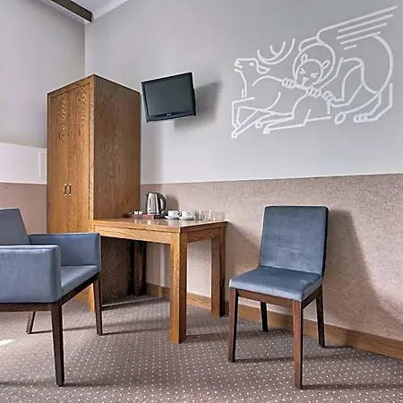Daniel Griffin By Artery Aparthotel