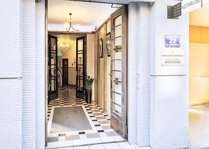 Daniel Griffin By Artery Apart Otel