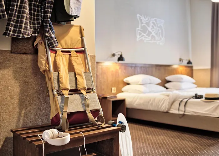 Daniel Griffin By Artery 4* Krakau