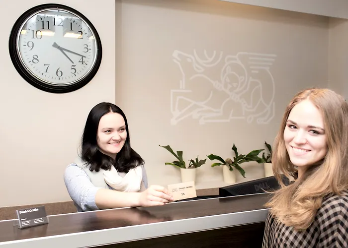 Daniel Griffin By Artery Apart Otel 4*