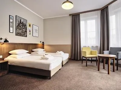 Aparthotel Daniel Griffin By Artery 4*